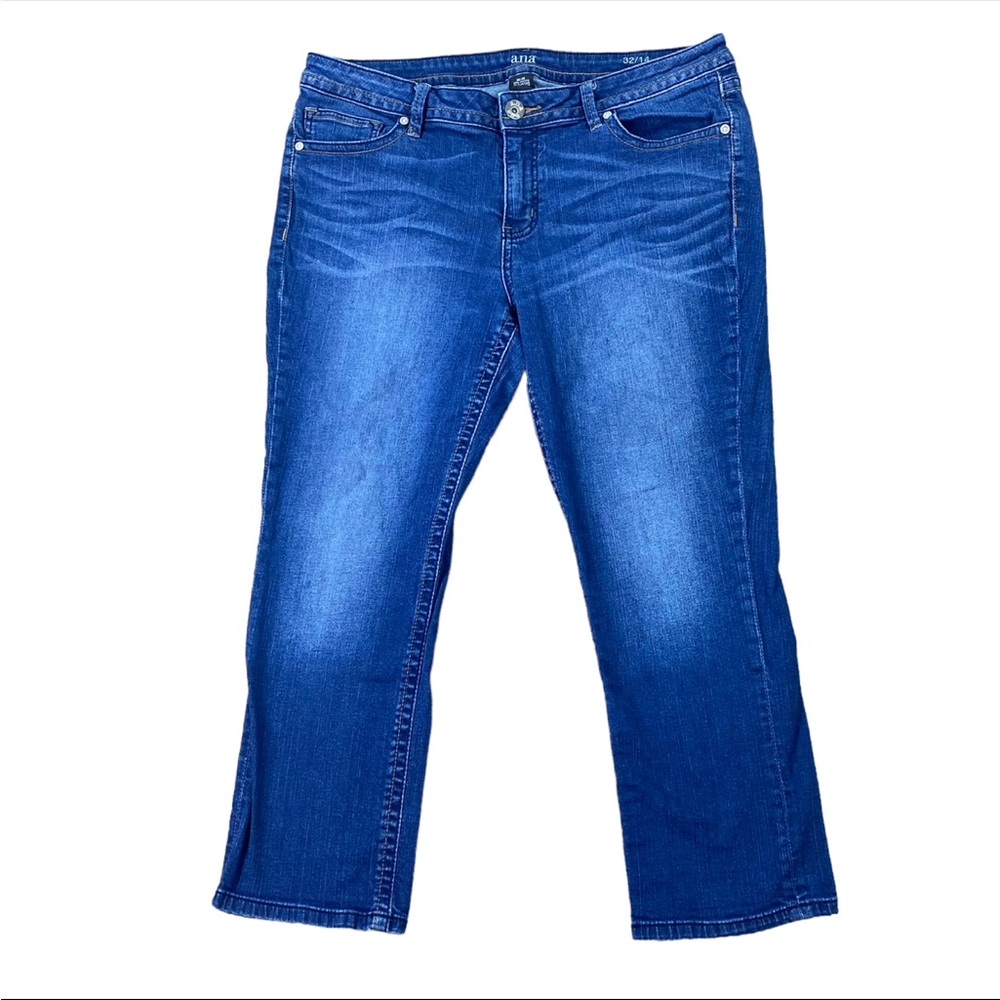 Woman’s ANA (a new approach) denim capris size 32/14